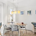 公寓 Two-bedroom In *